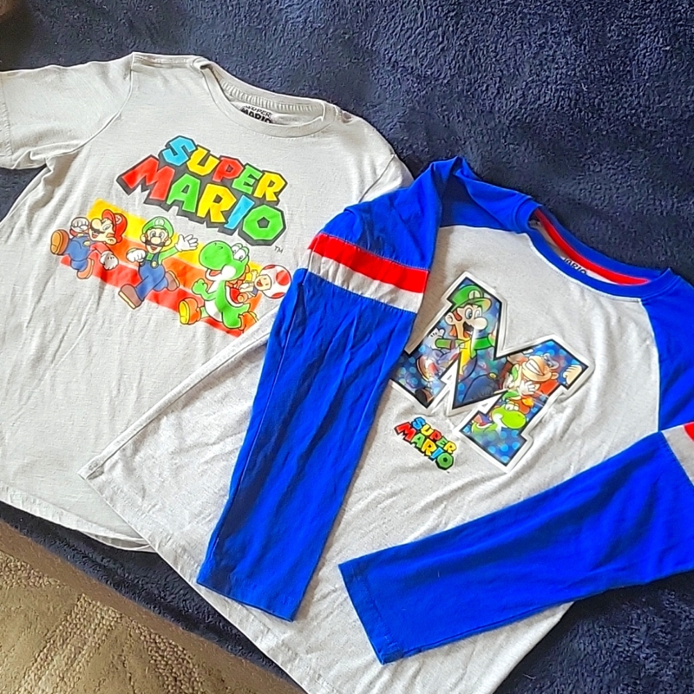 2 Super Mario shirts, sz boy's  large